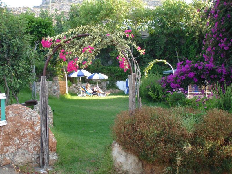 Iliostasi Beach Apartments Hersonissos  Zewnętrze zdjęcie