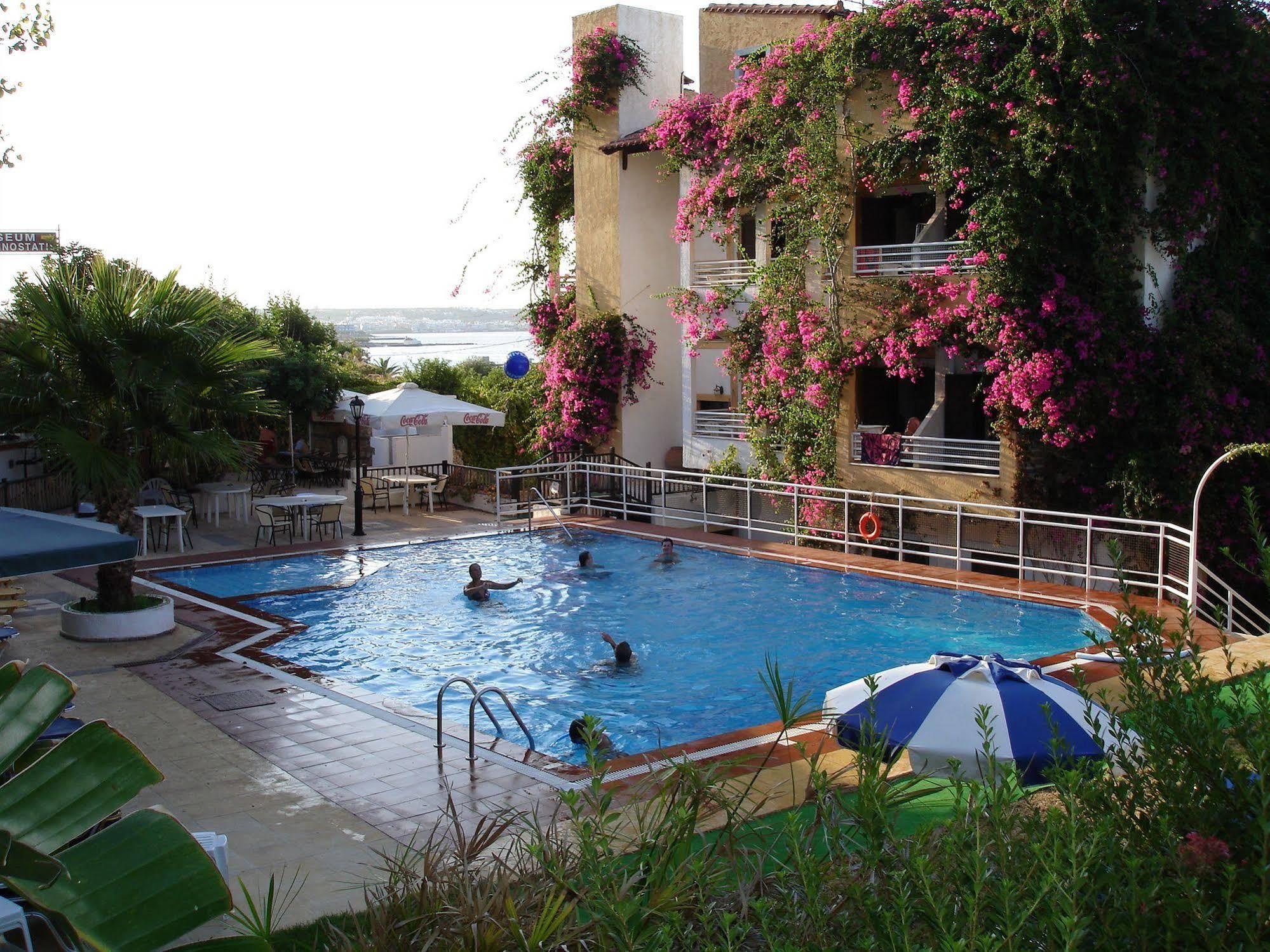 Iliostasi Beach Apartments Hersonissos  Zewnętrze zdjęcie