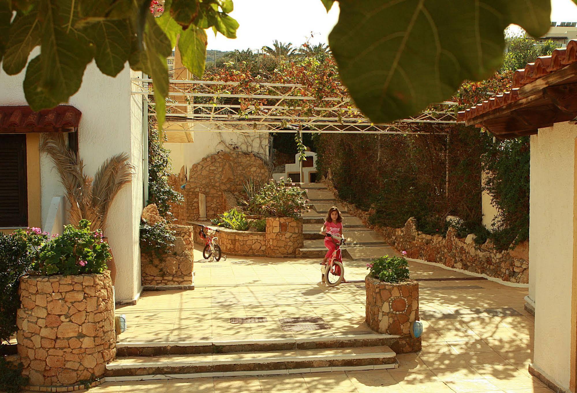 Iliostasi Beach Apartments Hersonissos  Zewnętrze zdjęcie