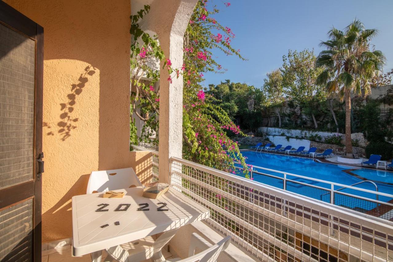 Iliostasi Beach Apartments Hersonissos  Zewnętrze zdjęcie